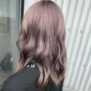 ミディアム カラー newi TATSUのヘアスタイル