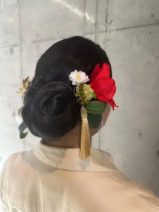 ロング ヘアアレンジ 女性に人気♪ はやしほのかのヘアスタイル