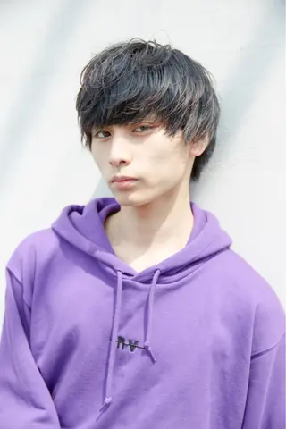 メンズ 𝑴𝒐𝒓𝒊 /髪質改善/艶髪🖤のヘアスタイル