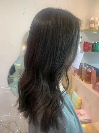 セミロング 新宿/韓国レイヤー/ 顔周りカット松本美晴のヘアスタイル