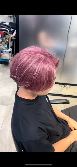 ショート カラー メンズ 及川シゲル 髪質改善講師のヘアスタイル