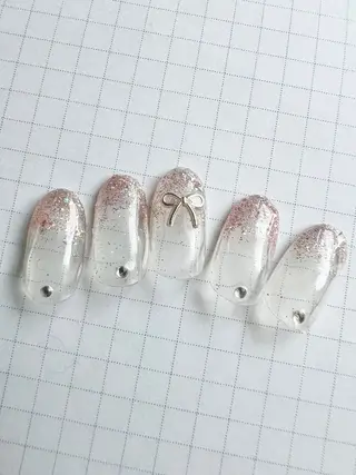 ネイル キャンアイドレッシー六本木店所属・MIKA／耳ツボ ／マグネットネイルのネイルデザイン