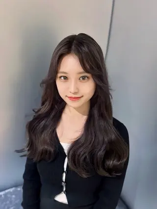 ロング カラー 店長✨️韓国ヘア✖️ 髪質改善カラー／純大のヘアスタイル