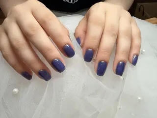 ネイル Fairyフェアリーネイルサロン所属・シズ セキのネイルデザイン