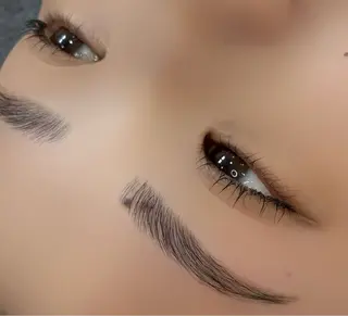 アイブロウ Charmoi所属・Charmoi 枚方 Yuukiのマツエク・マツパデザイン