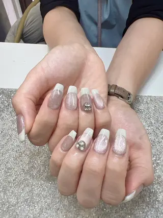 ネイル Guarendo錦糸町店所属・ガレンドウ 白澤 愛子のネイルデザイン