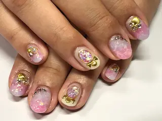 ネイル RuxuryNail ／RiAnnaのネイルデザイン
