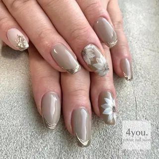 ネイル nail salon ４ｙｏｕ．のネイルデザイン