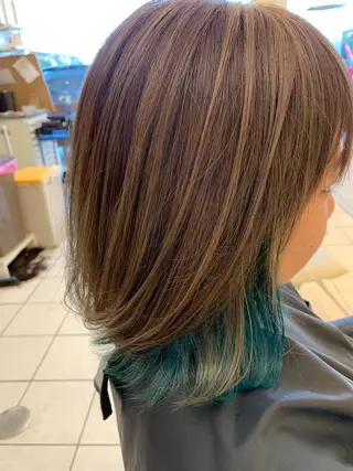 カラー 艶髪クリエイター🪽 秋田 聖也のヘアスタイル