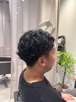 パーマ メンズ 保坂 駿太郎のヘアスタイル