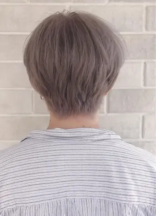 ショート カラー ブリーチ指名 NO1🌈SAKIのヘアスタイル