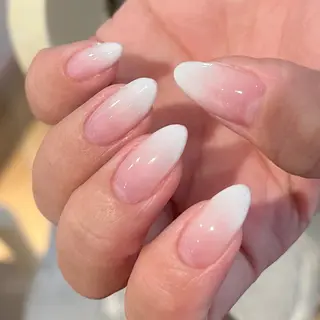 ネイル 内田 里穂のネイルデザイン