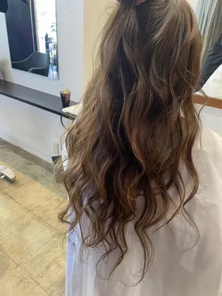 カラー Venus倉敷店所属・Venus 倉敷店のヘアスタイル