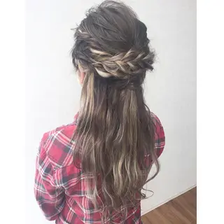 ロング ヘアアレンジ 透明感♡︎♡︎ 佐々木早苗のヘアスタイル