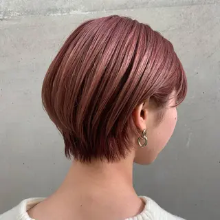 ショート カラー 寺尾 綾乃のヘアスタイル