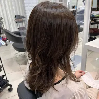 ミディアム カラー 【センターパート/ マッシュ】ryokaのヘアスタイル