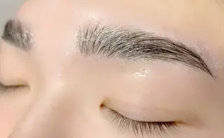 アイブロウ メンズサロンApollo所属・伴 紋花の眉毛・アイブロウイメージ