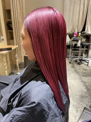 ロング 高見澤 優のヘアスタイル