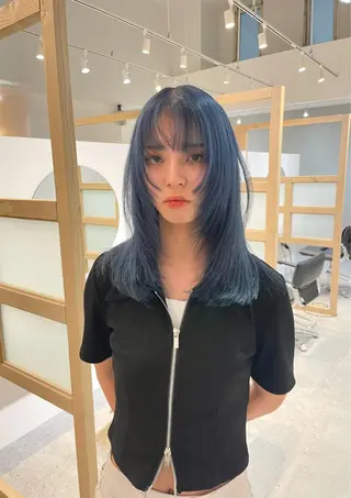 ミディアム 韓国/透明感 Veluaのヘアスタイル