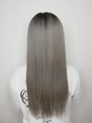 ロング カラー 北山 なるみのヘアスタイル