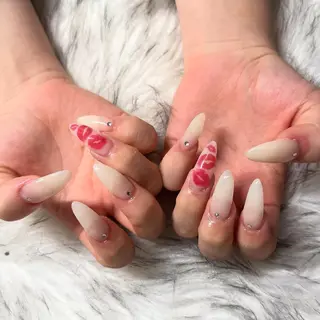 ロング mao .のネイルデザイン