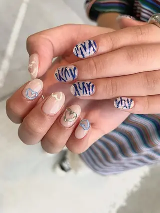 ロング カラー ヘアアレンジ キッズ ネイル マツエク・マツパ 福田 加奈のネイルデザイン