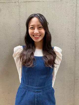 ロング 大人可愛い♡コテ巻き パーマ🌼杉田 萌恵のヘアスタイル