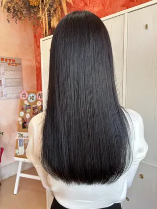 ロング カラー 森山 実結のヘアスタイル