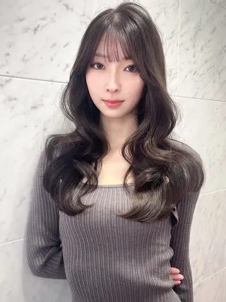 ミディアム カラー 木屋元一/透明感 /前髪/韓国ヘアのヘアスタイル