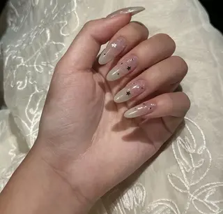 ネイル EMI ANA.CHUOのネイルデザイン