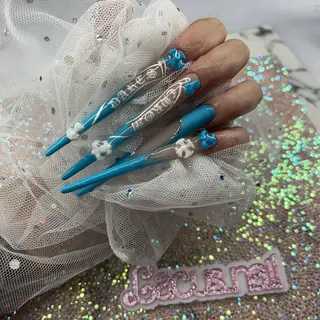 ネイル Nail Salon Lacusのネイルデザイン