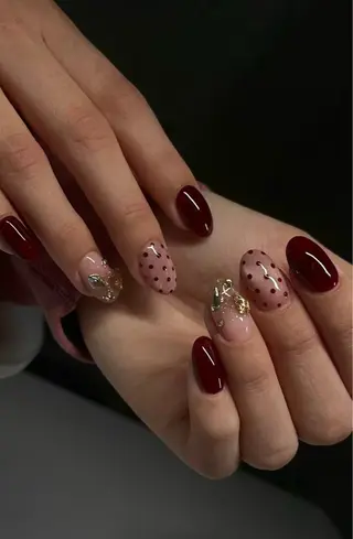 ネイル EMI ANA.CHUOのネイルデザイン