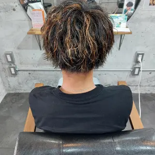 メンズ カラー パーマ SHOWROOM下関所属・EMI SANのヘアスタイル