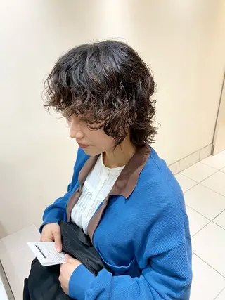 ミディアム 辛島 涼子のヘアスタイル