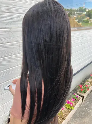 ロング 半田 知穂のヘアスタイル