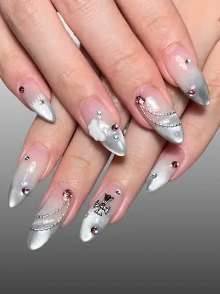 ネイル À  LANA所属・NEWオープン À LANAのネイルデザイン