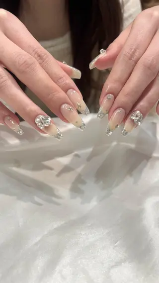 ネイル GO TODAY SHAiRE SALON 表参道colore店所属・emmi nailのネイルデザイン