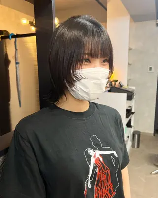 ショート ブリーチ/ウルフ ハッシュカット/石山のヘアスタイル