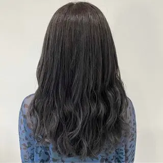 ロング カラー ヘアアレンジ 東村 桃花のヘアスタイル