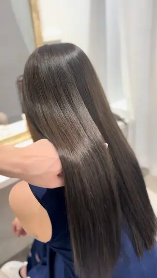 ロング カラー 【透明感カラー🫧】 【梅田】ハルのヘアスタイル