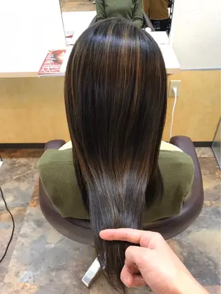 ロング ボブ/ハイトーン/ 岡山駅/別曽遥也のヘアスタイル