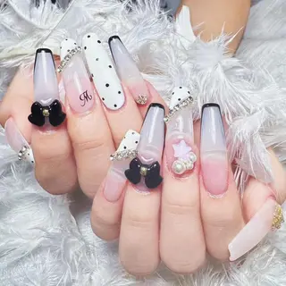 ネイル DIAMOND 💦のネイルデザイン