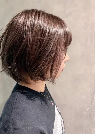 ショート カラー よしだ とおいのヘアスタイル