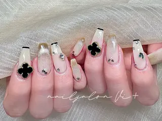 ネイル ✨Nailsalon Vi+✨のネイルデザイン