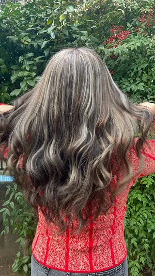 セミロング カラー 👑派手髪/カット 👑ANRYのヘアスタイル