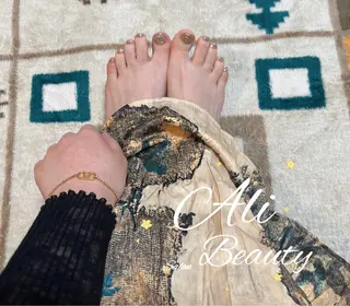 ネイル Ali 新小岩 ネイル専門のネイルデザイン