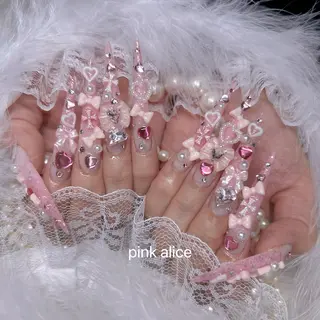 ネイル nail salon Pink Aliceのネイルデザイン