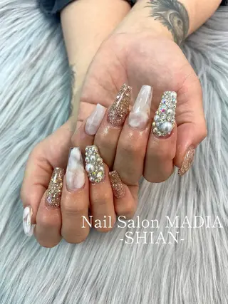 ネイル MADIA所属・MADIA SHIANのネイルデザイン