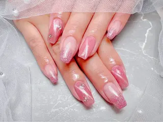 ネイル マジックミラー所属・マジック ミラーのネイルデザイン