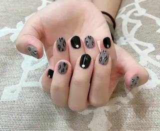 ネイル 🍒当日もOK🍒 𝑳𝑼𝑵𝑨花井のネイルデザイン